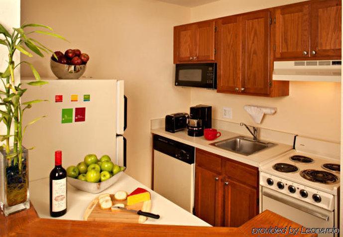 Towneplace Suites By Marriott Fort Meade National Business Park Annapolis Junction Restaurant photo